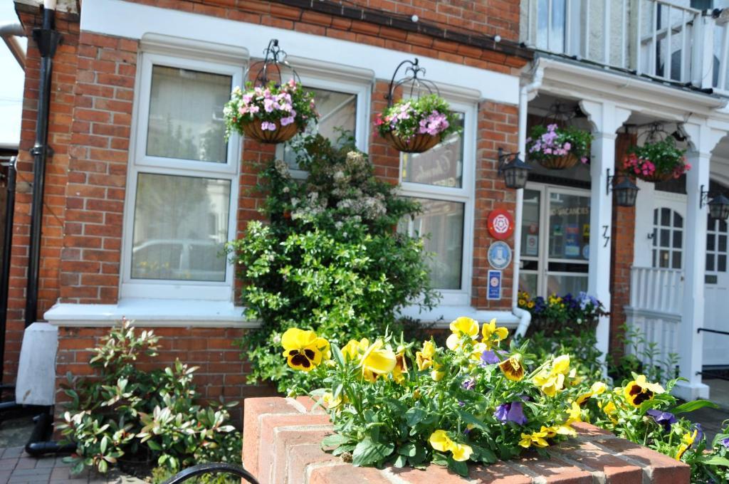 Chandos Premier Folkestone  Exterior foto